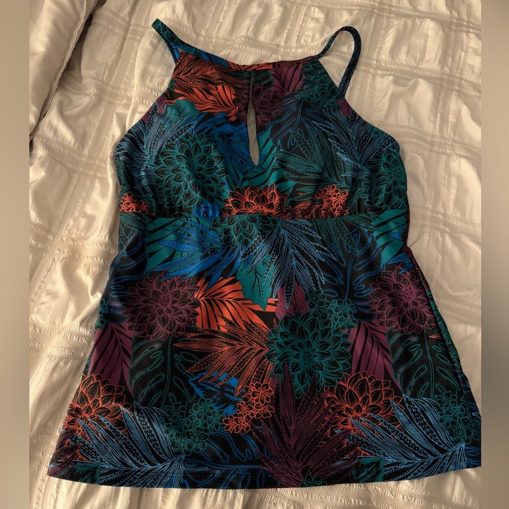 NWOT Ellen Tracy Tankini Top Size 8